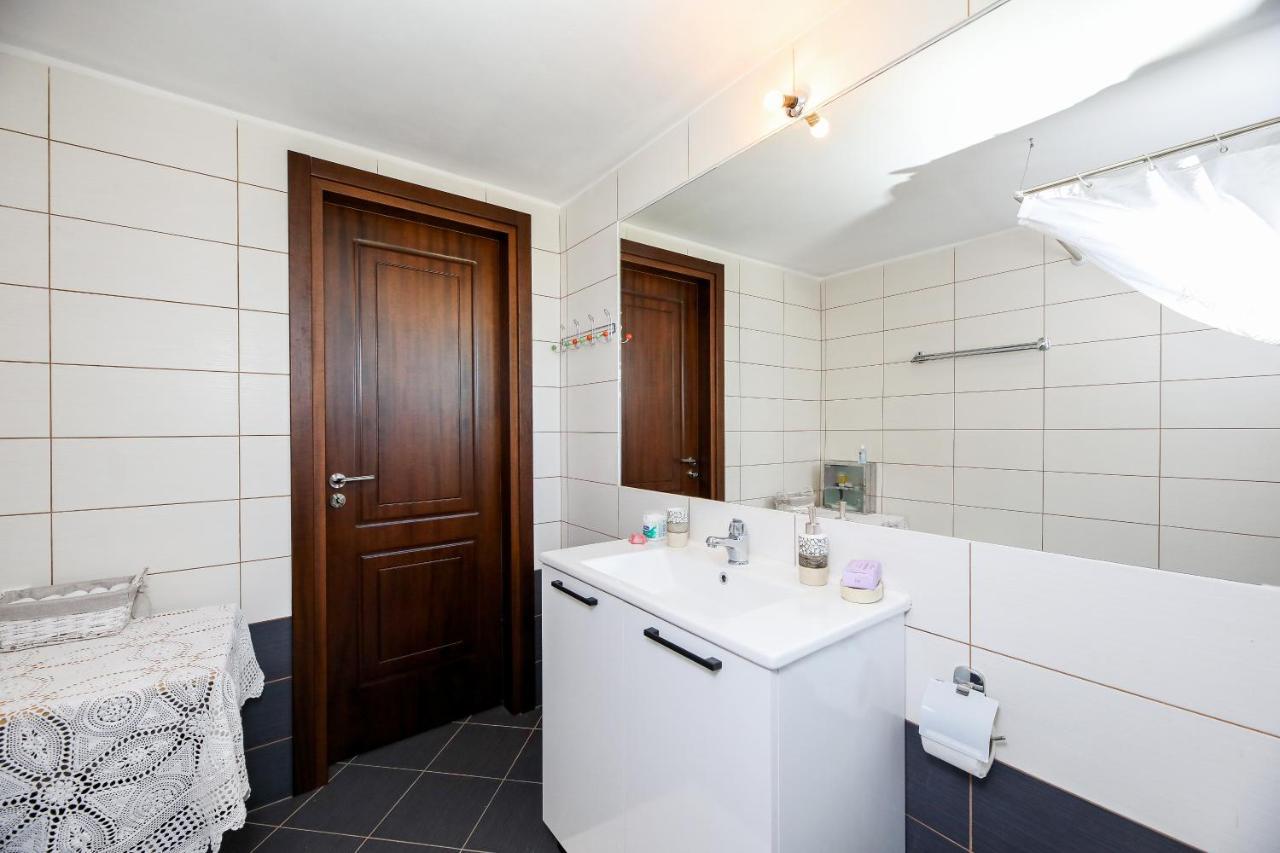 Alanthia Apartment Vlore Exterior photo
